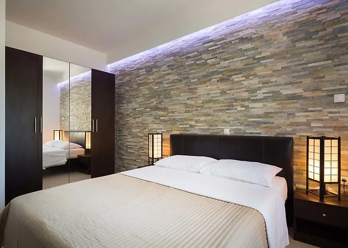 Panorama * 特罗吉尔